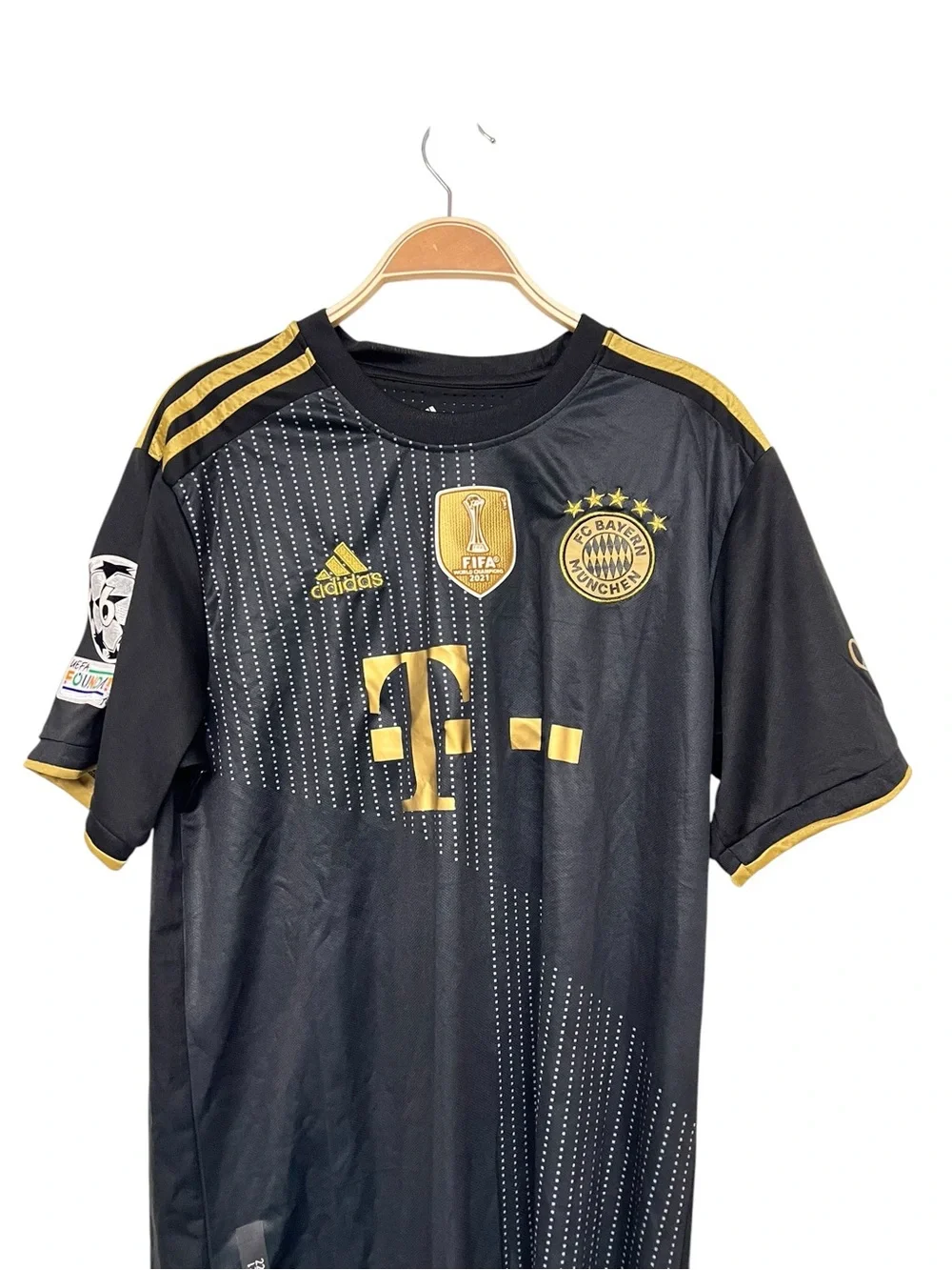 New adidas Black and Gold FC Bayern 21/22 Away Jersey FIFA‎